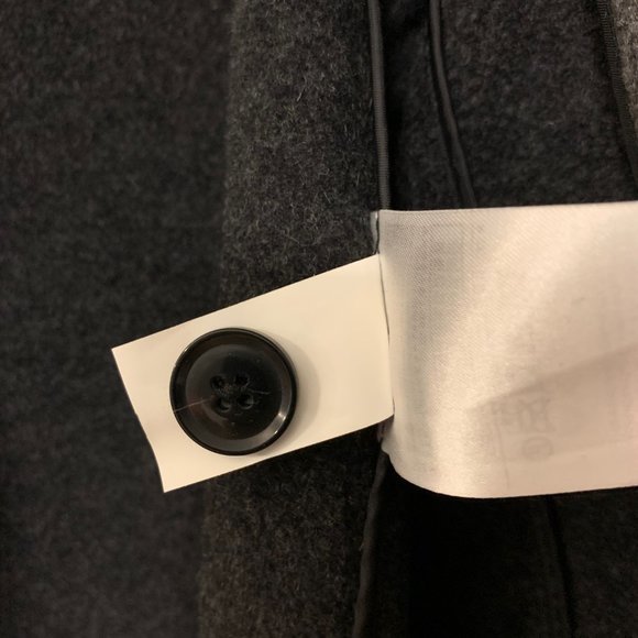 Banana Republic Dark Grey Wool-Blend Blazer (Size 6 Petite) - Picture 10 of 10